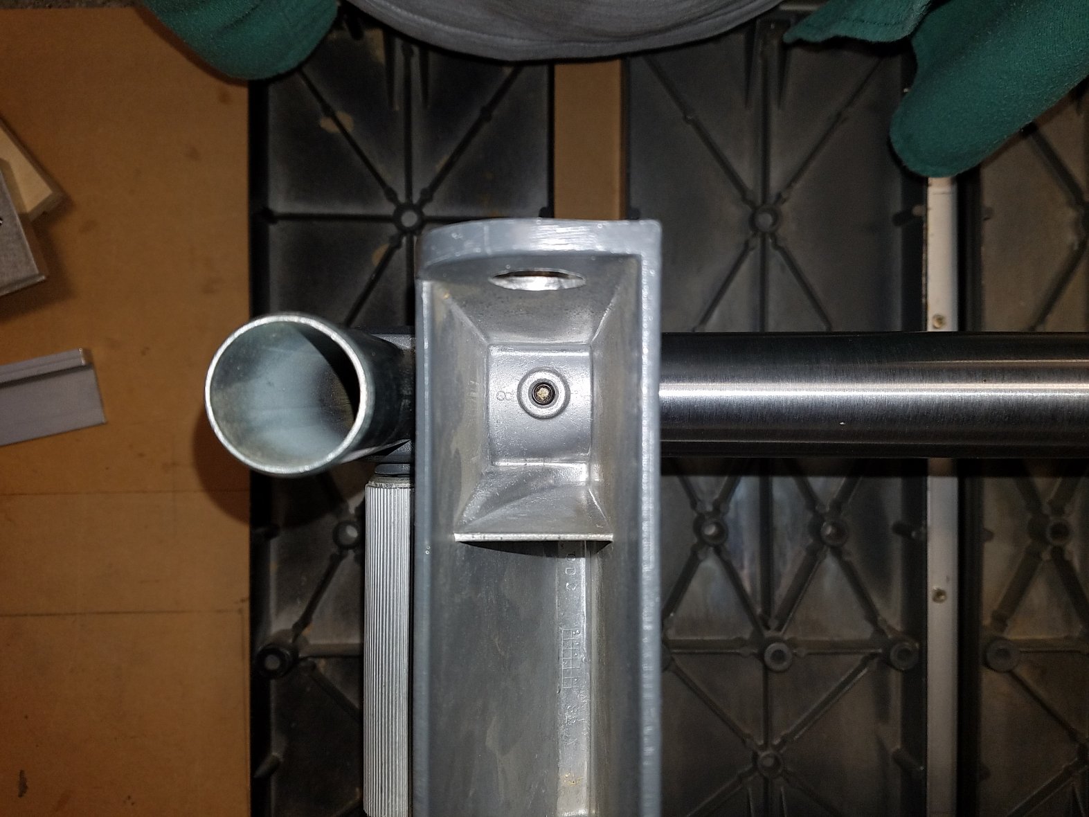 Arm Assembly without hinge pin.