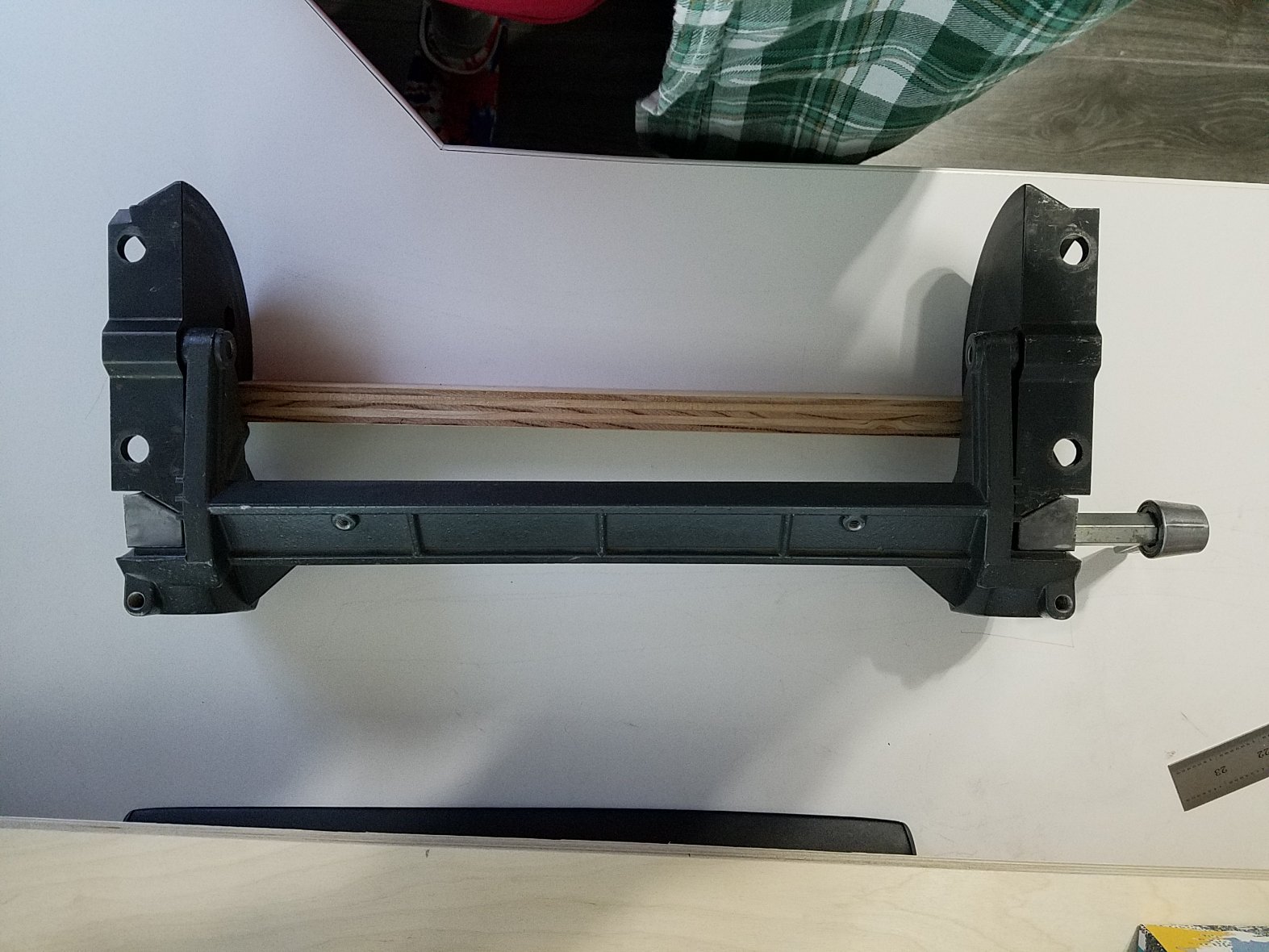 Trunions Separated 14 1/2"  and Locked