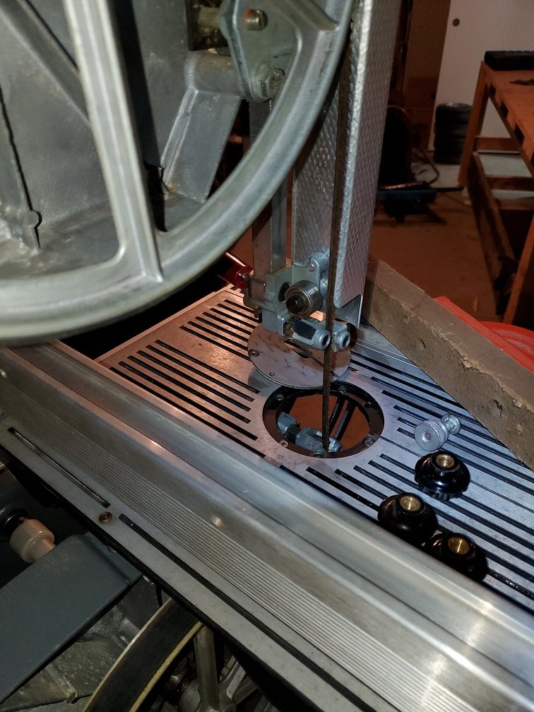 Blade isn't touching the upper roller bearing