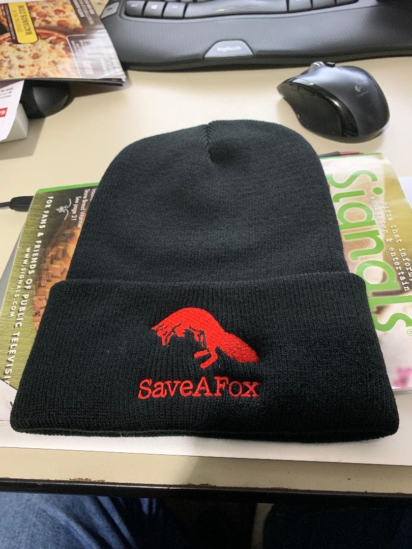 saveafox hat.jpg