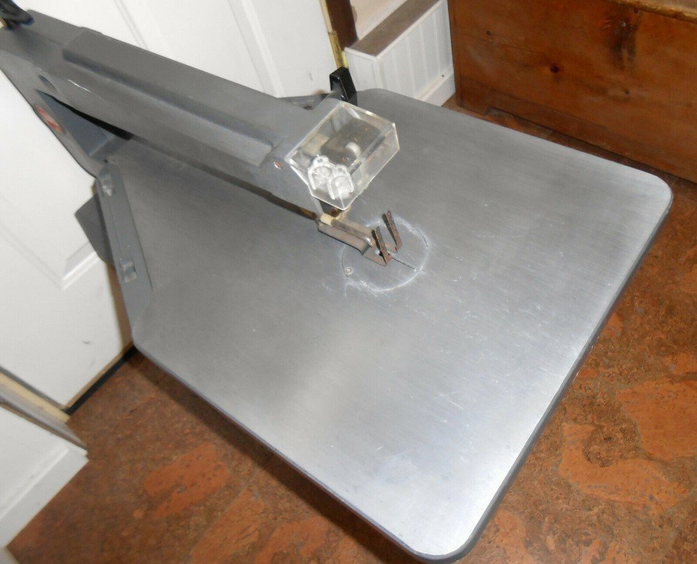 Model 555220 ser 020293.jpg