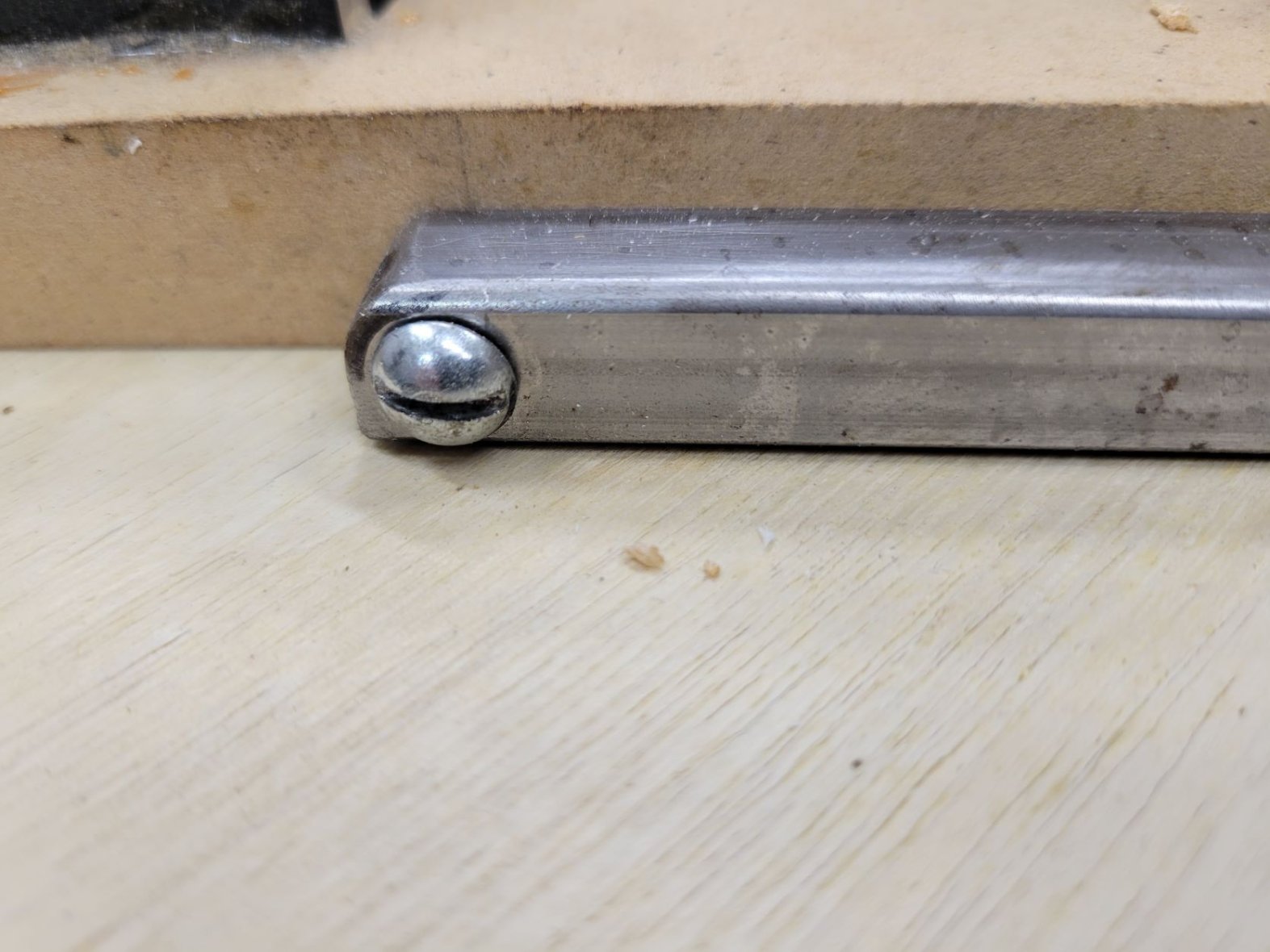bottom of steel tube at pivot is .009 above the bottom