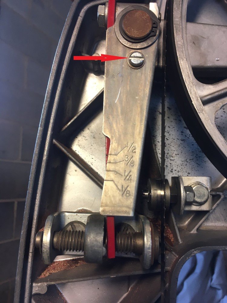 Bandsaw Blade Tensioner - arrow.jpg