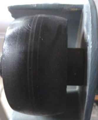 Note slight abrasion on the right side of the pulley.