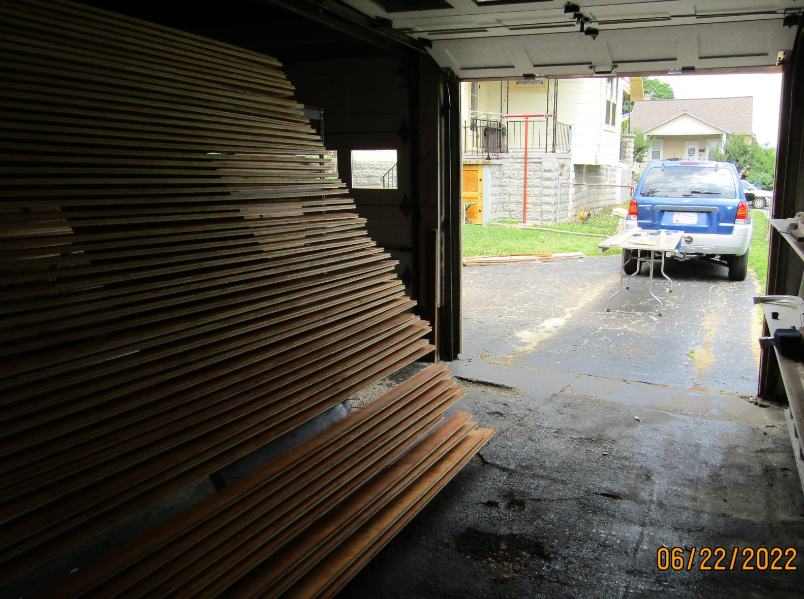 Beadboard indoor drying rack