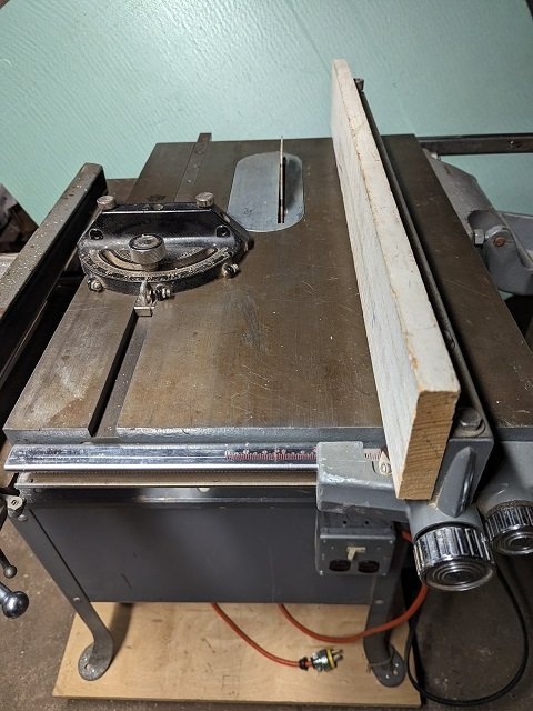 fence miter gauge and blade.jpg