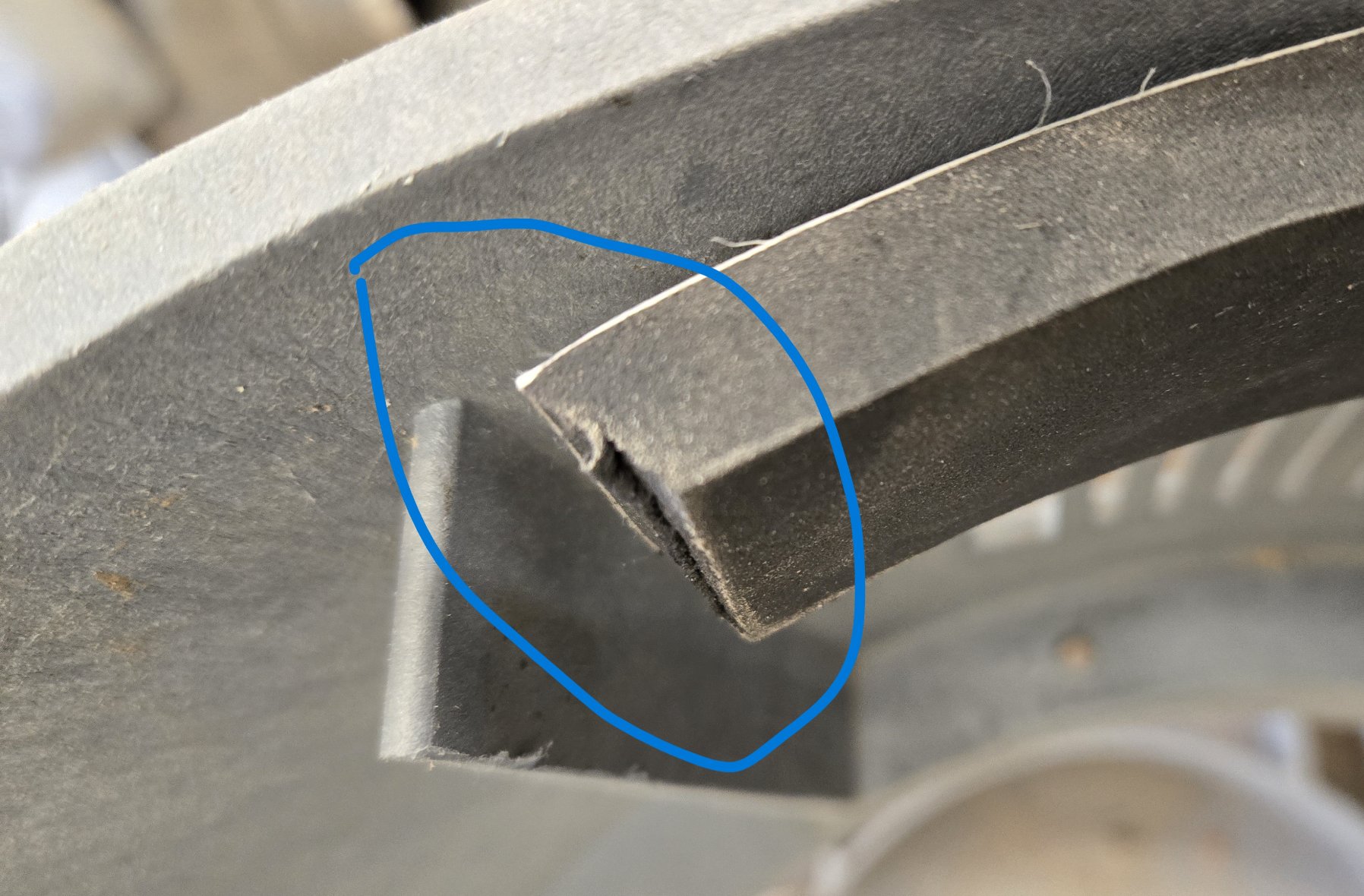 seal end bevel cut away from rib.jpg