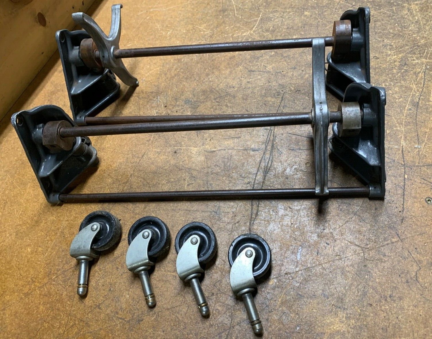Retractable Casters - Mark 5.jpg