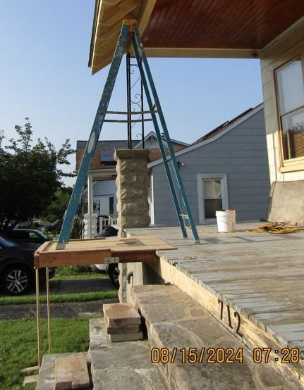 PLATFORM SUPPORTS AN  8 FOOT A-FRAME LADDER.JPG