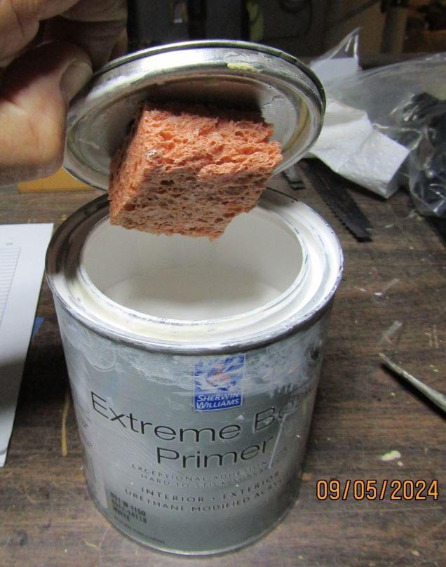 PAINT CAN SPONGE 1.JPG