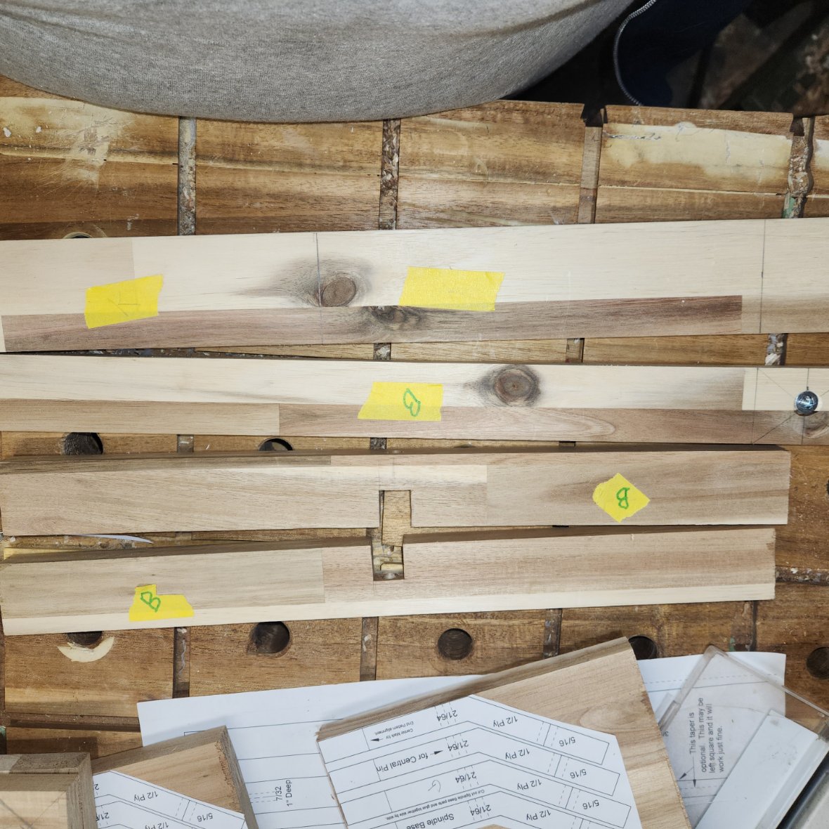 swift base parts and parts for the winder.