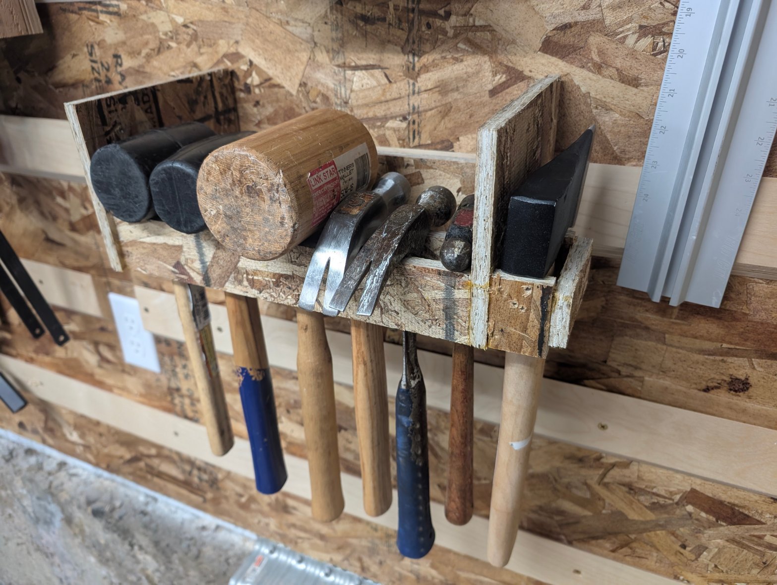 hammer.jpg