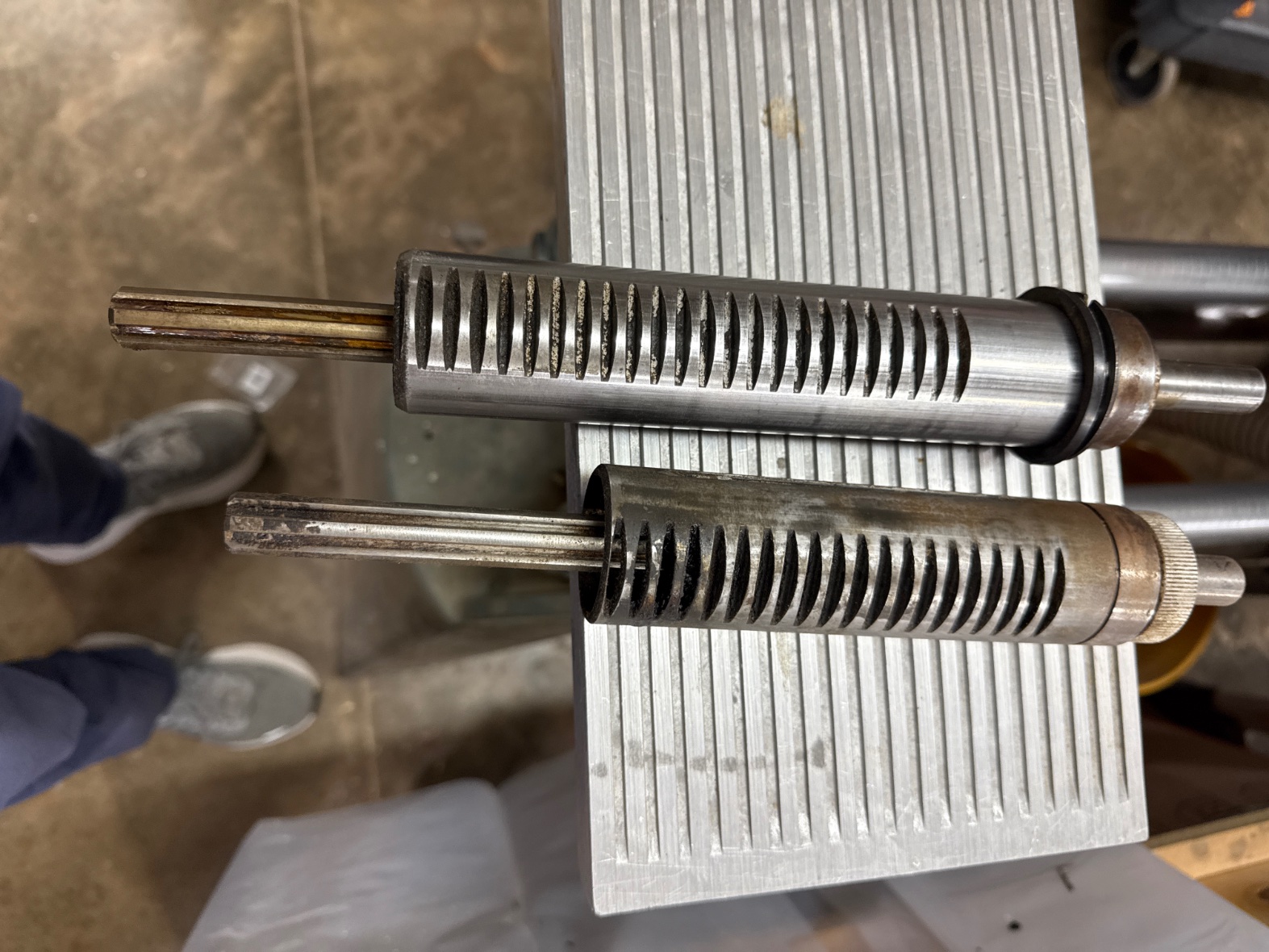 2 quills