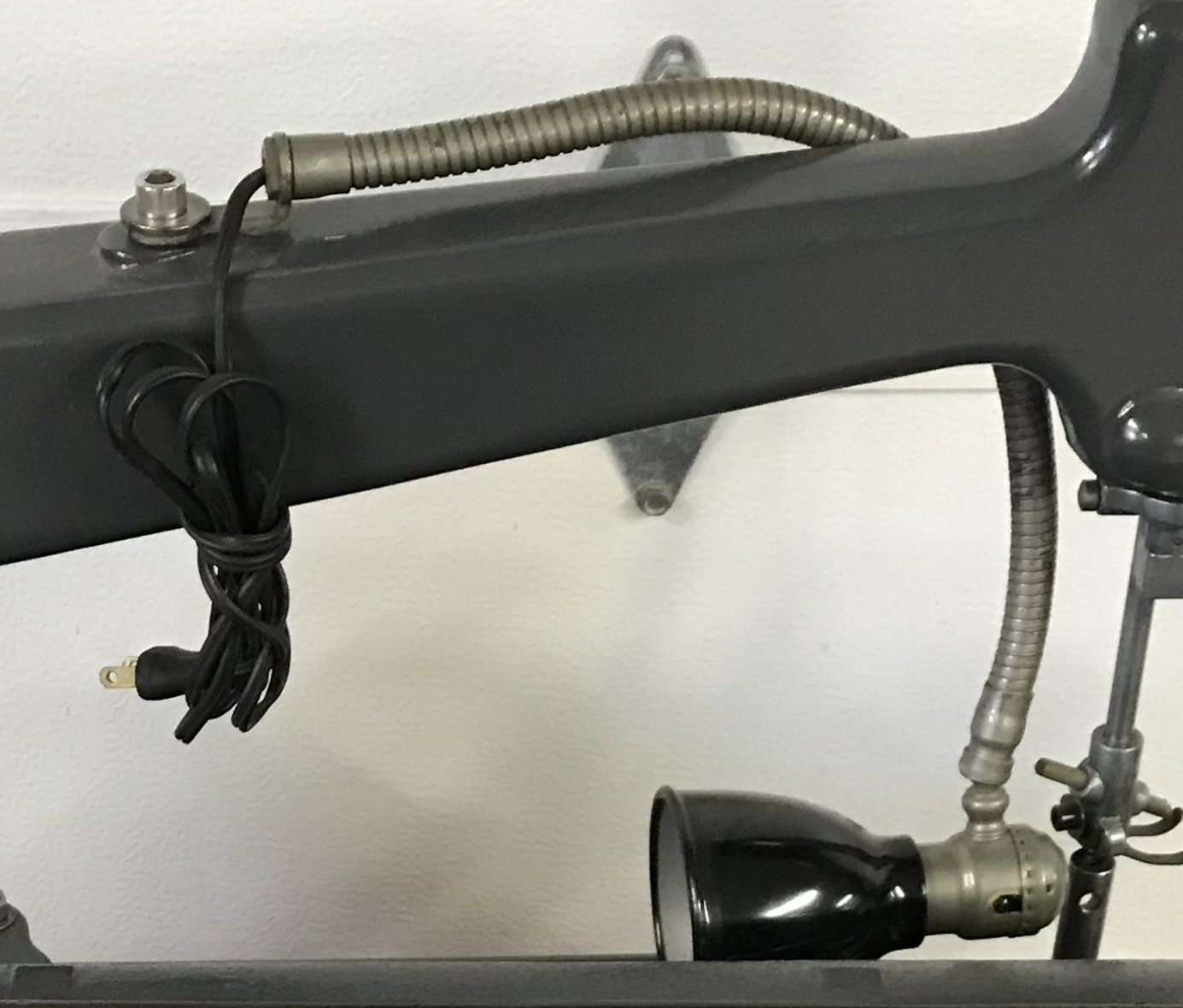 Lamp Mount.JPG