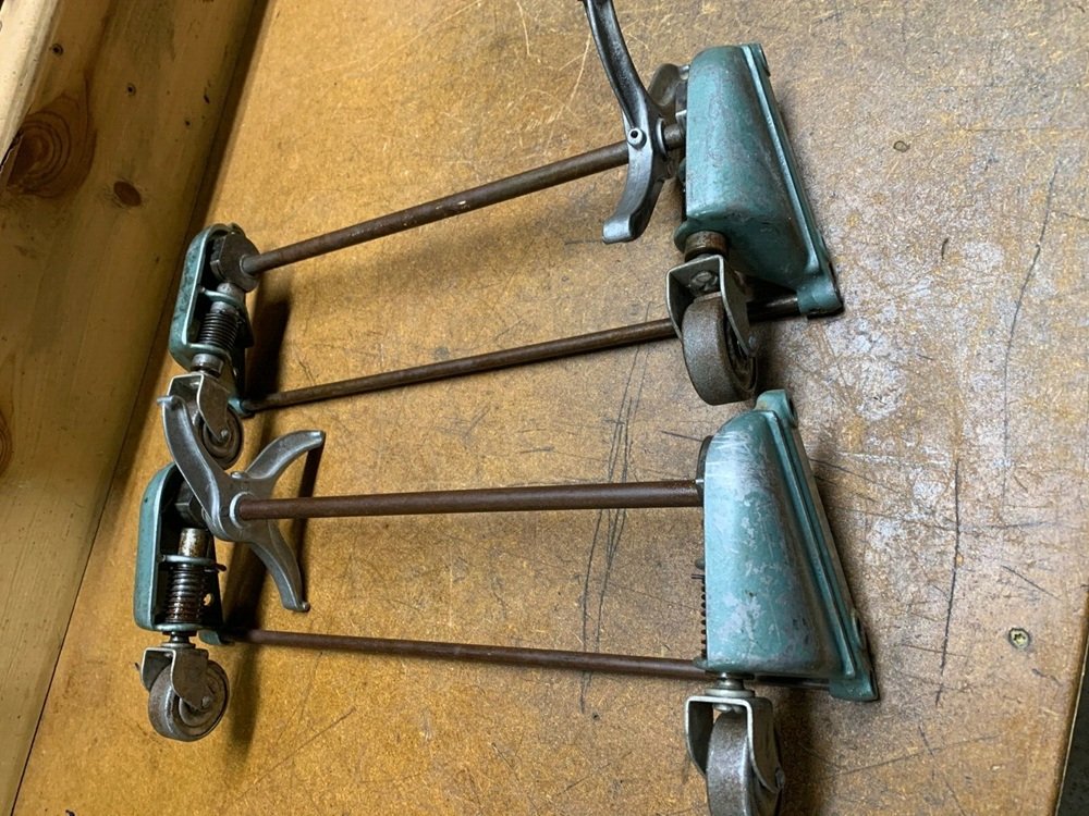 Retractable Casters - Mark 5 Greenie.jpg
