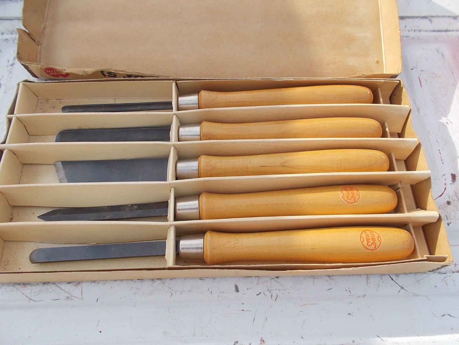 Version 2a 12 301 SS red logo chisels 1.jpg