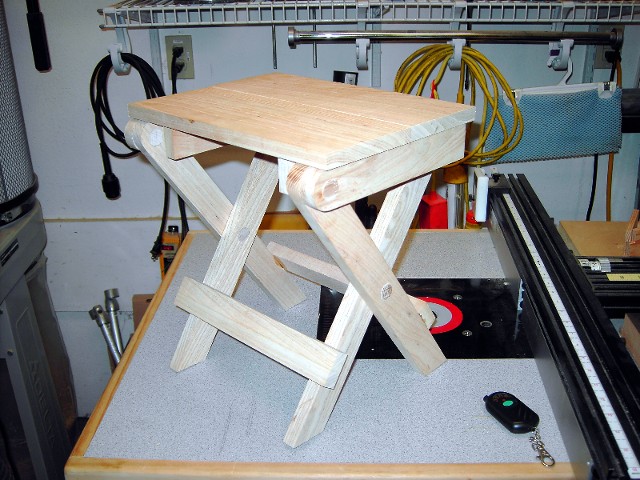 Stool1.jpg